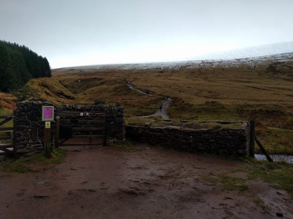 Well maintained path up the hill